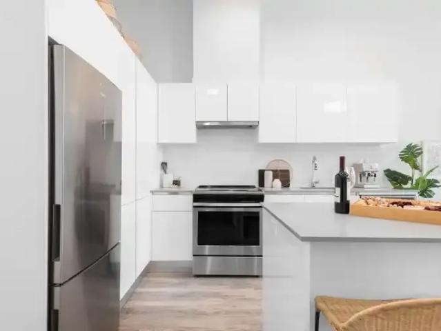 Apartment 2 Bedroom For Rent Abbotsford BC 2340 ES103354823