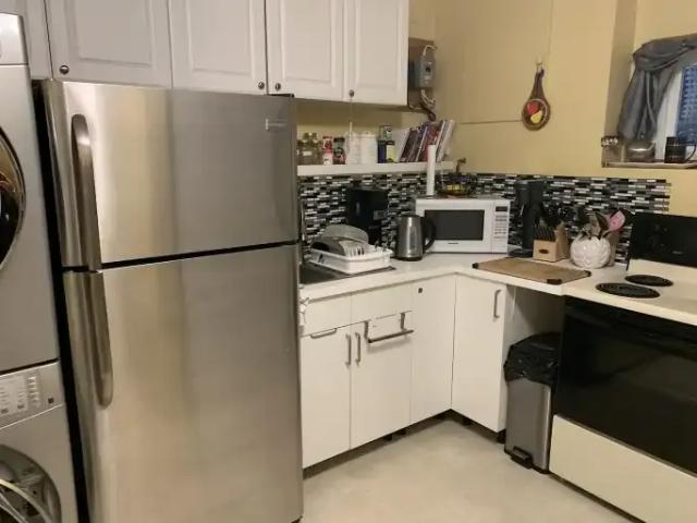 Apartment 2 Bedroom For Rent Airdrie AB 1100 ES105166845