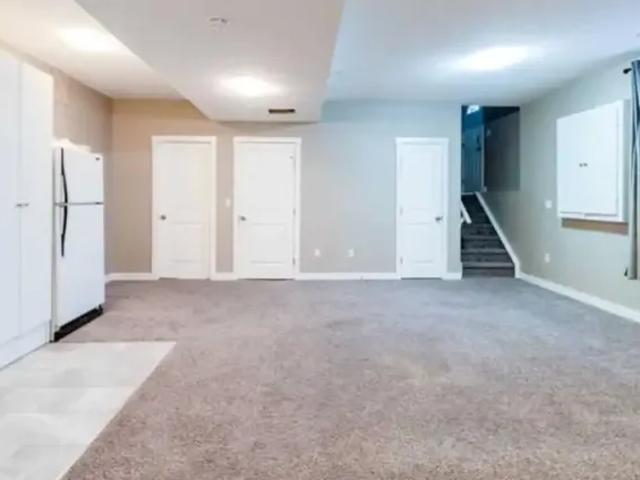 Apartment 2 Bedroom For Rent Airdrie AB 1200 ES105923524