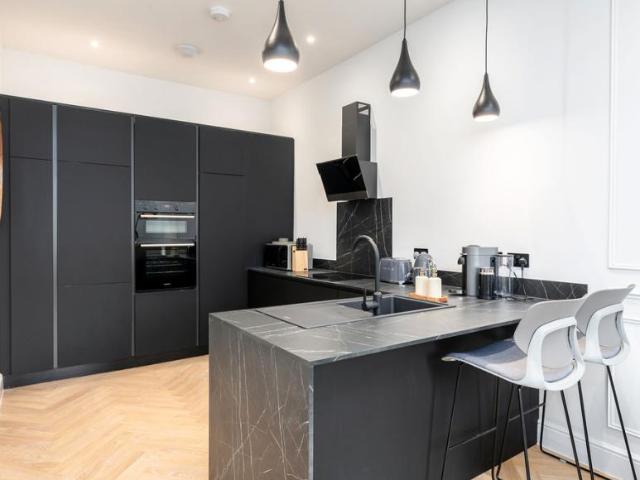 Apartment 2 Bedroom For Rent Altrincham Altrincham 8822 ES99385970