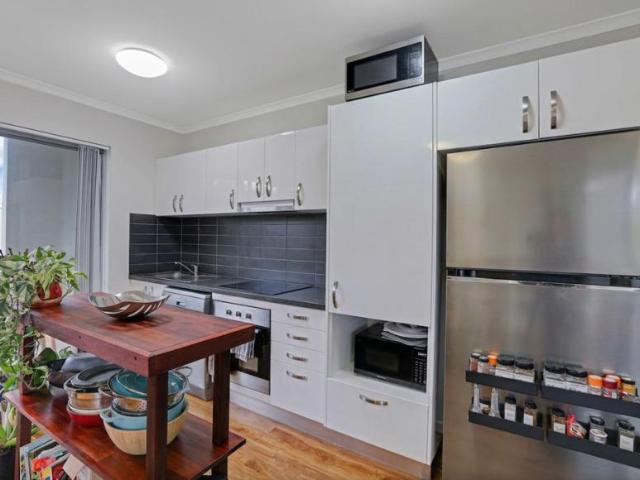 Apartment 2 Bedroom For Rent Buderim, QLD ES104867611