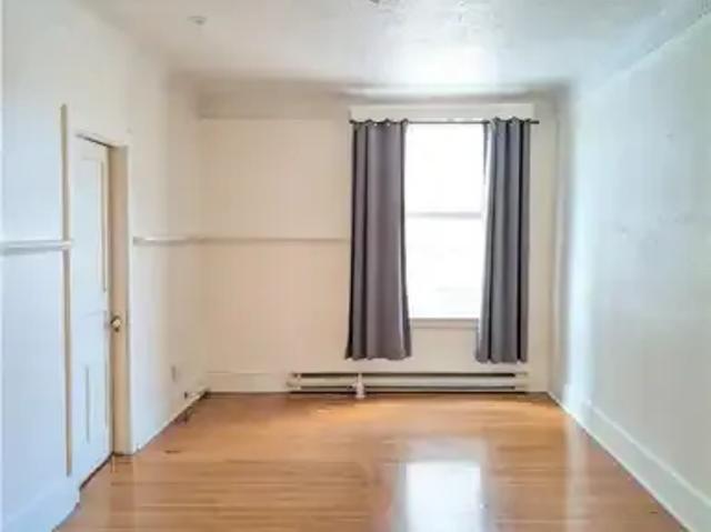 Apartment 2 Bedroom For Rent Burlington ON 2100 ES103243649