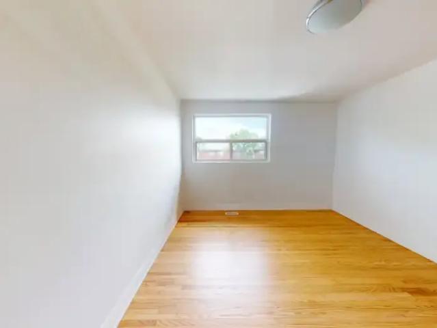 Apartment 2 Bedroom For Rent Burlington ON 2399 ES105653764