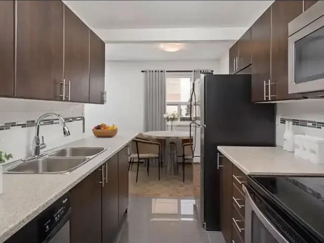 Apartment 2 Bedroom For Rent Burlington ON 2314 ES104991407