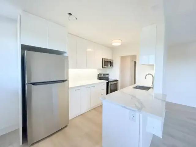 Apartment 2 Bedroom For Rent Burlington ON 2449 ES103878925