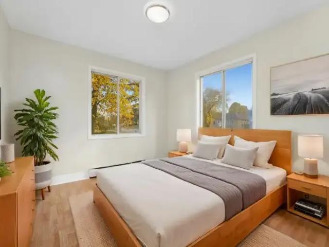 Apartment 2 Bedroom For Rent Barrie ON 1749 ES100046087