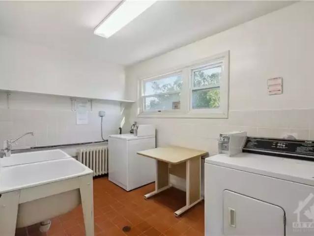 Apartment 2 Bedroom For Rent Brockville ON 1695 ES105022796