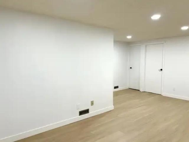 Apartment 2 Bedroom For Rent Calgary AB 1250 ES104180360