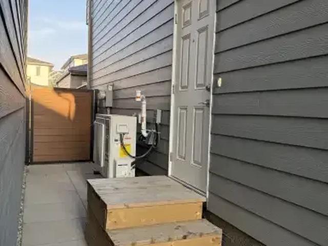 Apartment 2 Bedroom For Rent Calgary AB 1200 ES104434154