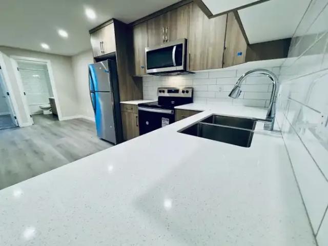Apartment 2 Bedroom For Rent Calgary AB 1200 ES105434985