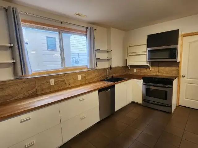 Apartment 2 Bedroom For Rent Calgary AB 1350 ES105623536
