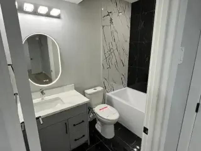 Apartment 2 Bedroom For Rent Calgary AB 1300 ES104181162