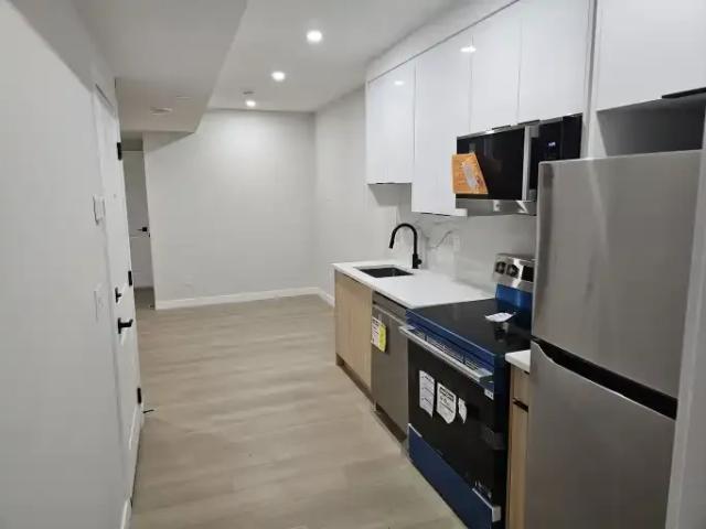 Apartment 2 Bedroom For Rent Calgary AB 1300 ES105150813