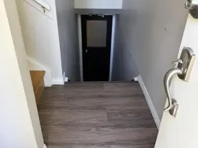 Apartment 2 Bedroom For Rent Calgary AB 1300 ES105565599