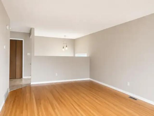 Apartment 2 Bedroom For Rent Calgary AB 1495 ES104401600