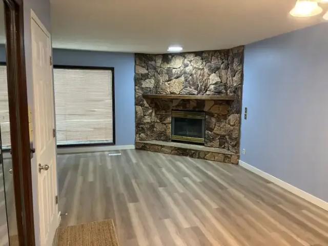 Apartment 2 Bedroom For Rent Calgary AB 1400 ES104180189