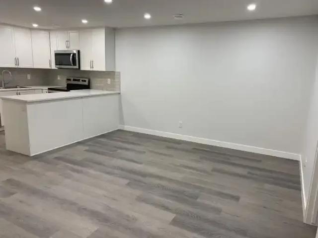 Apartment 2 Bedroom For Rent Calgary AB 1400 ES104180332