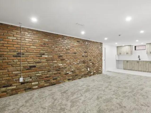 Apartment 2 Bedroom For Rent Calgary AB 1400 ES104181145
