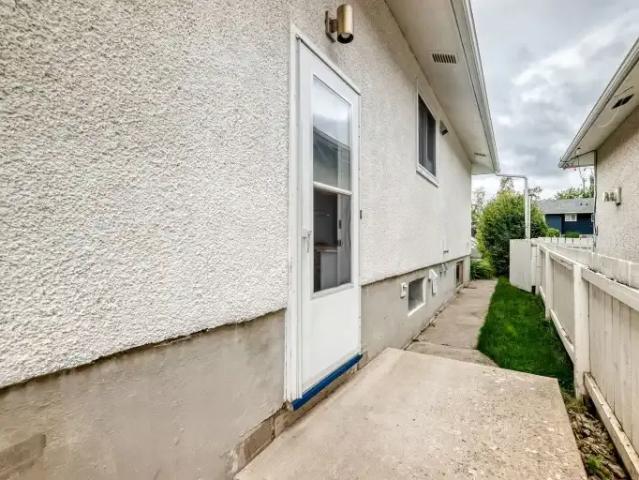 Apartment 2 Bedroom For Rent Calgary AB 1400 ES105486508