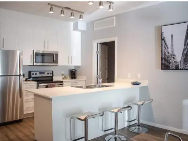 Apartment 2 Bedroom For Rent Calgary AB 1652 ES104875934