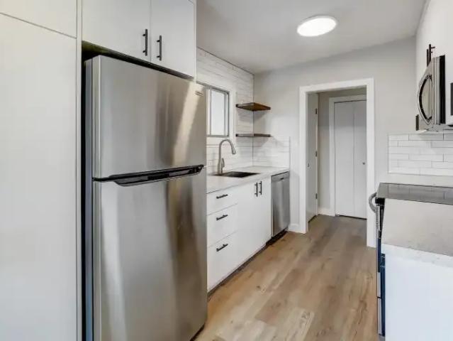 Apartment 2 Bedroom For Rent Calgary AB 1750 ES105135582
