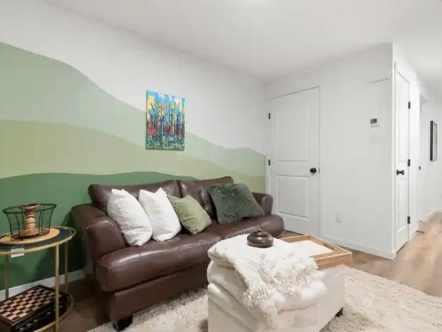 Apartment 2 Bedroom For Rent Calgary AB 1700 ES105378460