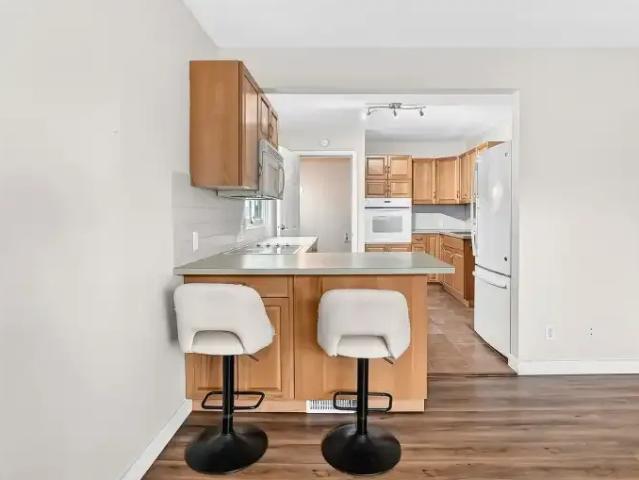 Apartment 2 Bedroom For Rent Calgary AB 1700 ES105486507