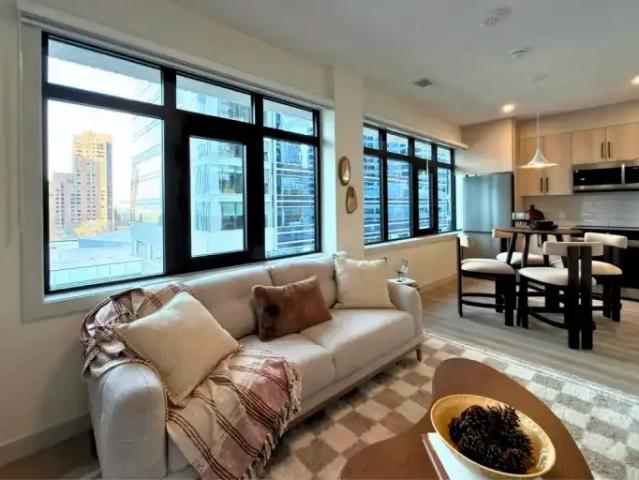 Apartment 2 Bedroom For Rent Calgary AB 2095 ELS100808815