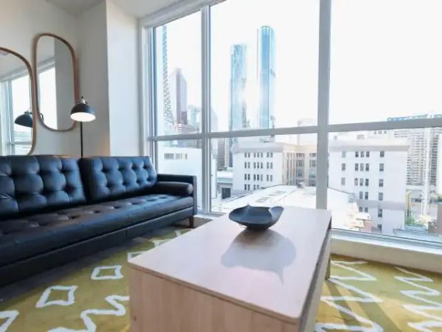 Apartment 2 Bedroom For Rent Calgary AB 2198 ES98318928