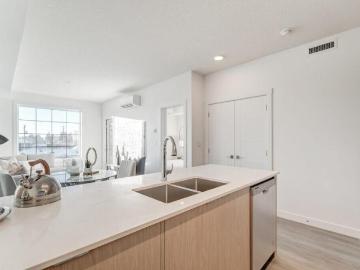 South Calgary, Calgary, Alberta - Patio