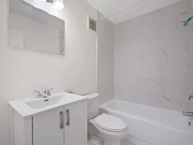 Apartment 2 Bedroom For Rent Cambridge ON 1725 ELS103611275