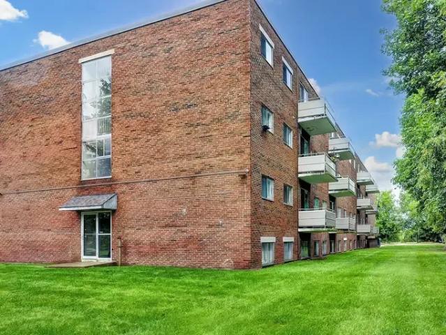 Apartment 2 Bedroom For Rent Cambridge ON 1995 ES94209519
