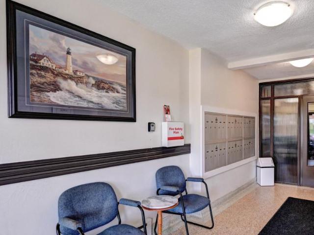 Apartment 2 Bedroom For Rent Cambridge ON 2095 ES101013076