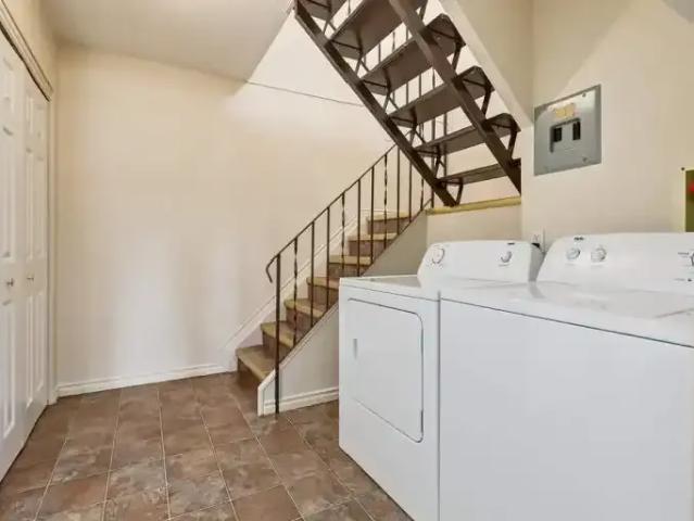 Apartment 2 Bedroom For Rent Camrose AB 1664 ES102752073