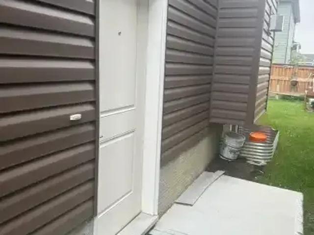 Apartment 2 Bedroom For Rent Chestermere AB 1350 ES105505772