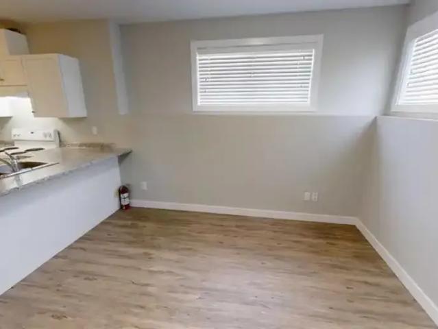 Apartment 2 Bedroom For Rent Clairmont AB 1400 ES104142760