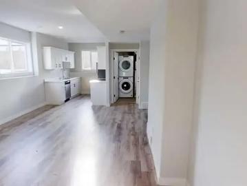 Apartment 2 Bedroom For Rent Clairmont AB 1800 ES103487473