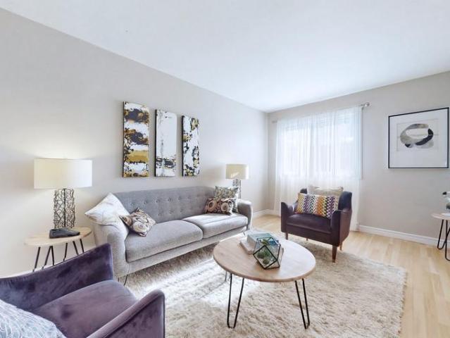 Apartment 2 Bedroom For Rent Cornwall ON 1595 ELS96817525