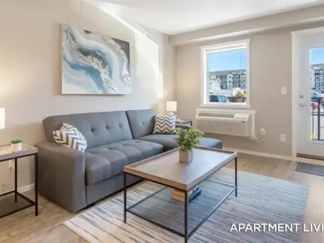 Apartment 2 Bedroom For Rent Cranbrook BC 2098 ES105703404