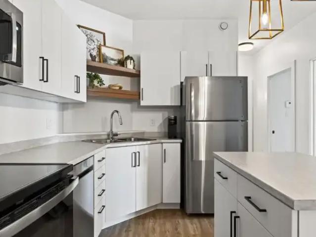 Apartment 2 Bedroom For Rent Dieppe NB 1575 ES105377970