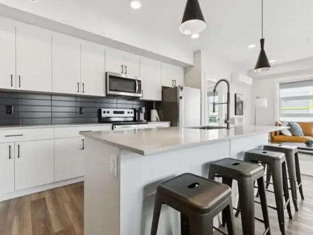 Apartment 2 Bedroom For Rent Edmonton AB 1800 ES105100547