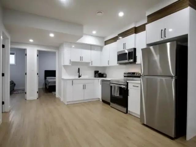 Apartment 2 Bedroom For Rent Edmonton AB 1097 ES105378099