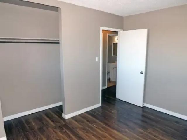 Apartment 2 Bedroom For Rent Edmonton AB 1229 ES103593701