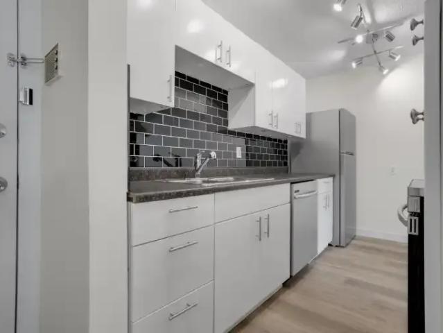 Apartment 2 Bedroom For Rent Edmonton AB 1247 ES105394549