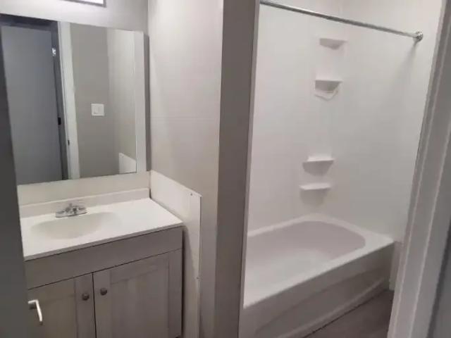 Apartment 2 Bedroom For Rent Edmonton AB 1250 ELS104940331