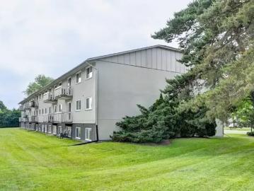 Apartment 2 Bedroom For Rent Elmira ON 2005 ES96585371