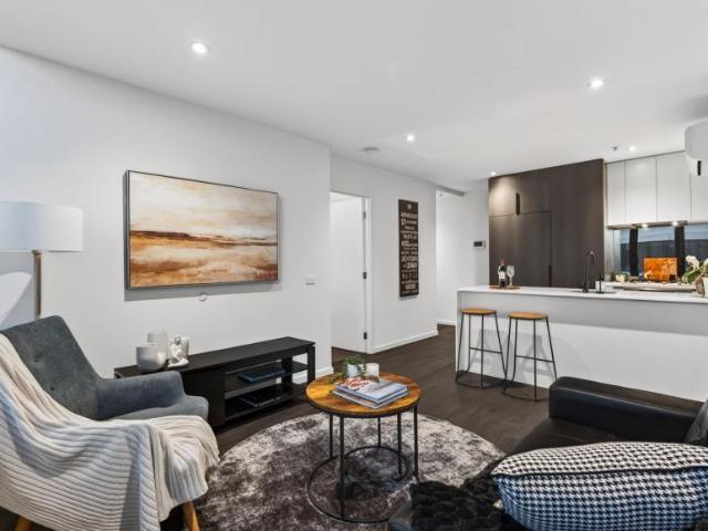 Apartment 2 Bedroom For Rent Footscray VIC ES106065390