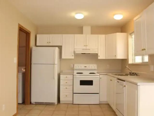 Apartment 2 Bedroom For Rent Grande Prairie AB 1710 ES105703319