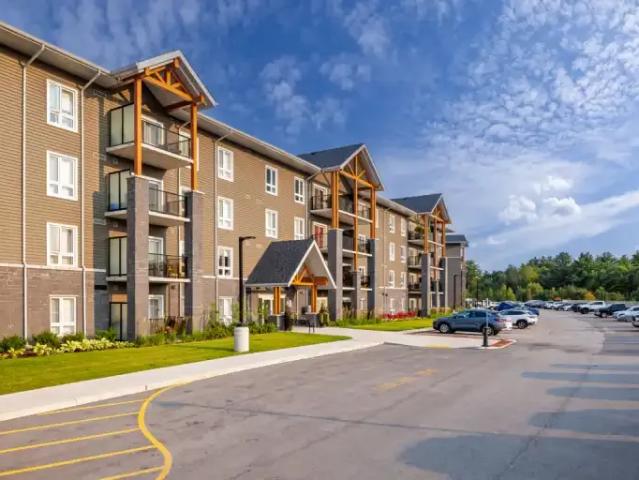 Apartment 2 Bedroom For Rent Gravenhurst ON 2515 ES103920050