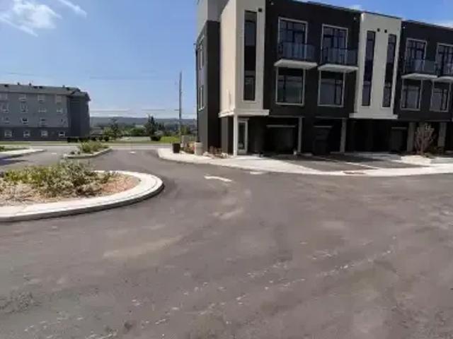 Apartment 2 Bedroom For Rent Grimsby ON 2950 ES105822002